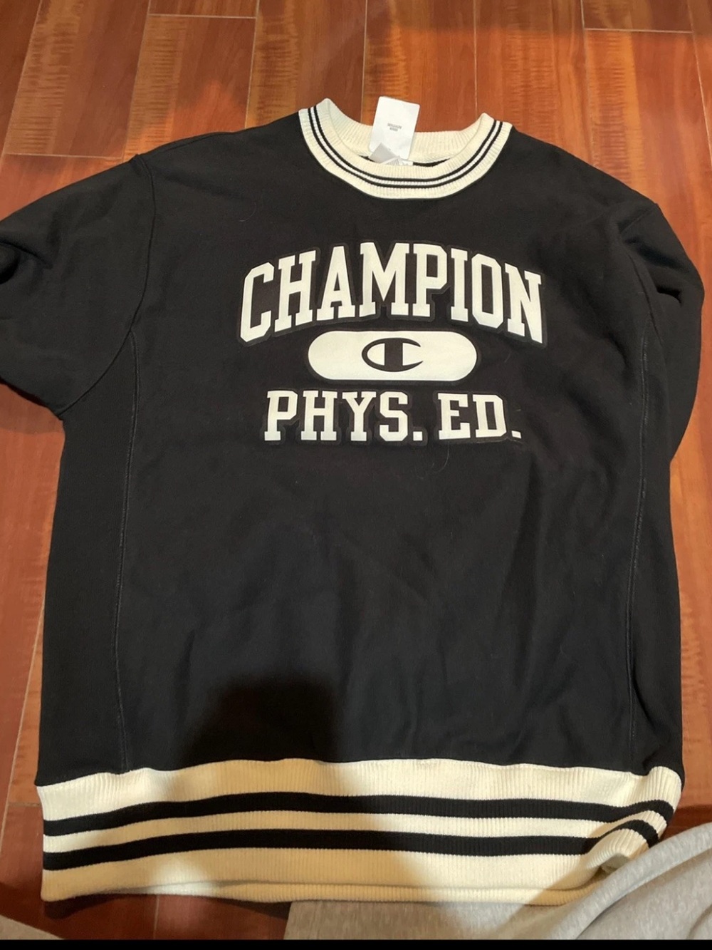 Vintage Black Champion Crewneck Medium NWT
